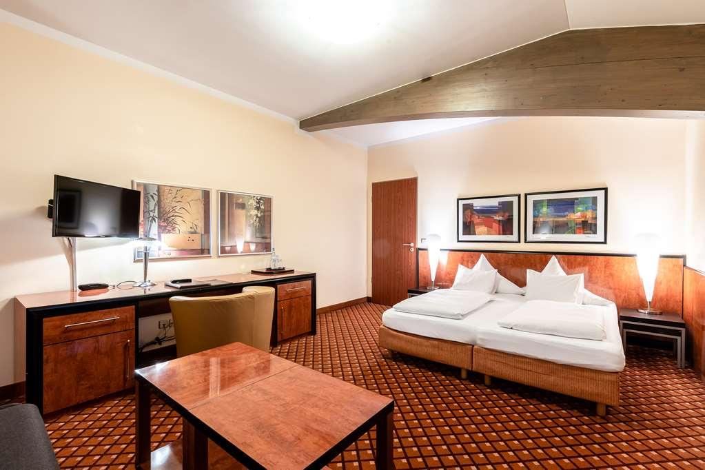 ساويرلاش فندق ساورلاخير بوست الغرفة الصورة